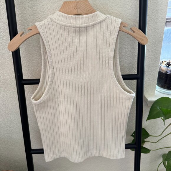 Vince Ribbed Mock Neck Sleeveless Tank Top in Bone Size Small - Picture 3 of 4
